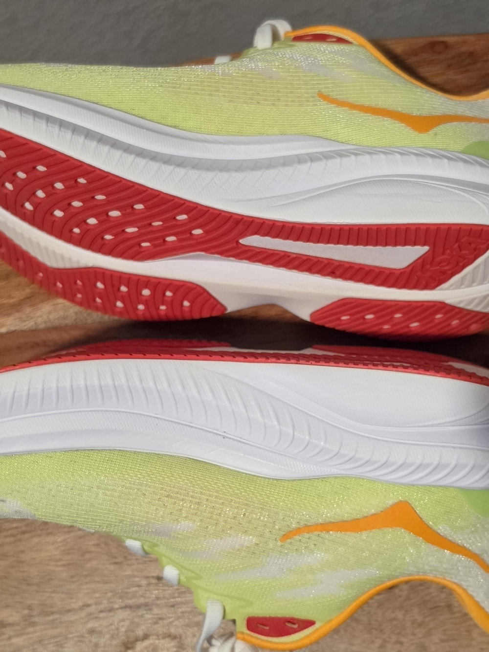 Hoka Mach 6 Women's Running Shoe - Lettuce/White, Size 8 - Picture 6 of 9